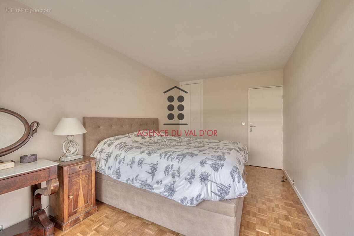 Appartement à BOUGIVAL