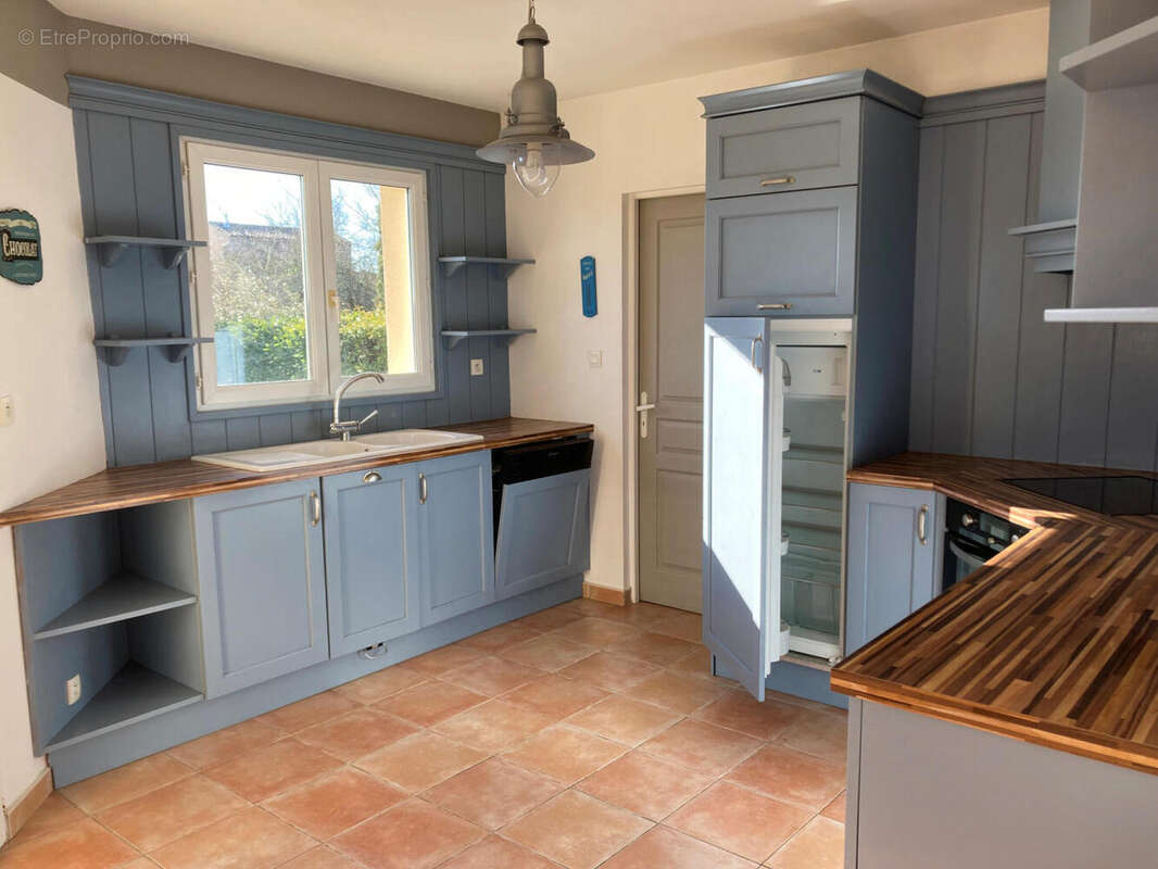 cuisine - Maison à LALBENQUE