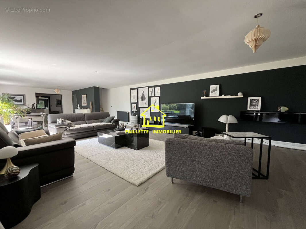 Maison 275 m² à Saint-Romain-De-Colbosc  - photo 6