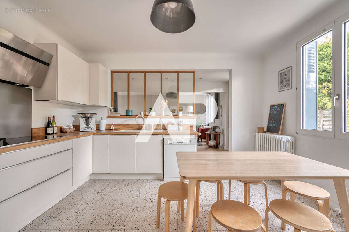 Maison à RUEIL-MALMAISON