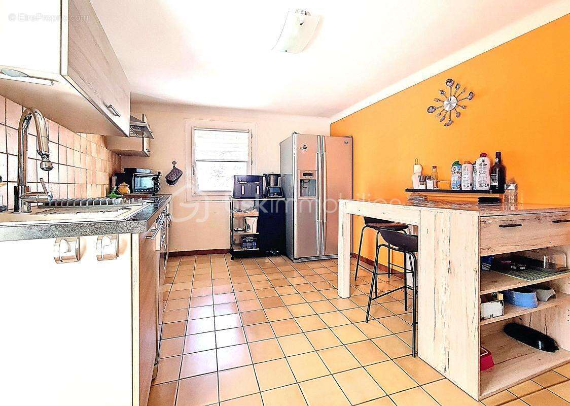 Maison de village avec terrasse, 4 chambres, garage, cave - photo 15