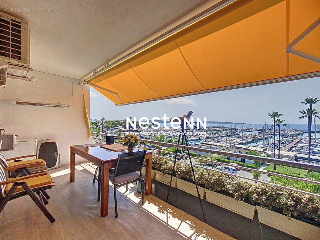 Appartement à VALLAURIS