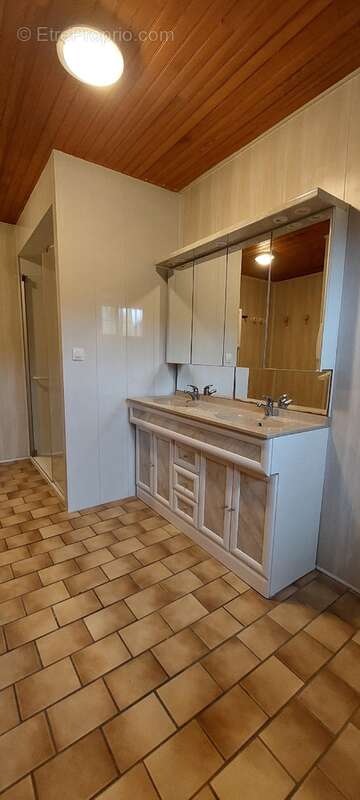 Maison à FRESNICOURT-LE-DOLMEN