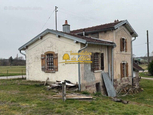 Maison à SAINT-LOUP-SUR-SEMOUSE