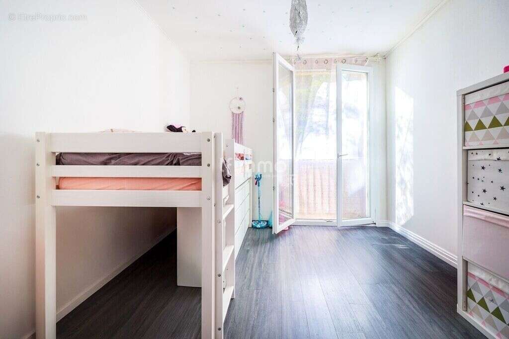 Appartement à MARSEILLE-12E