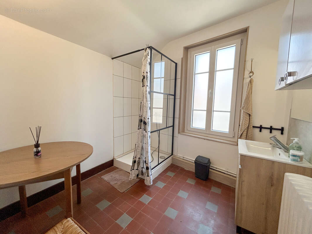 Maison centre-ville de Commentry - photo 13