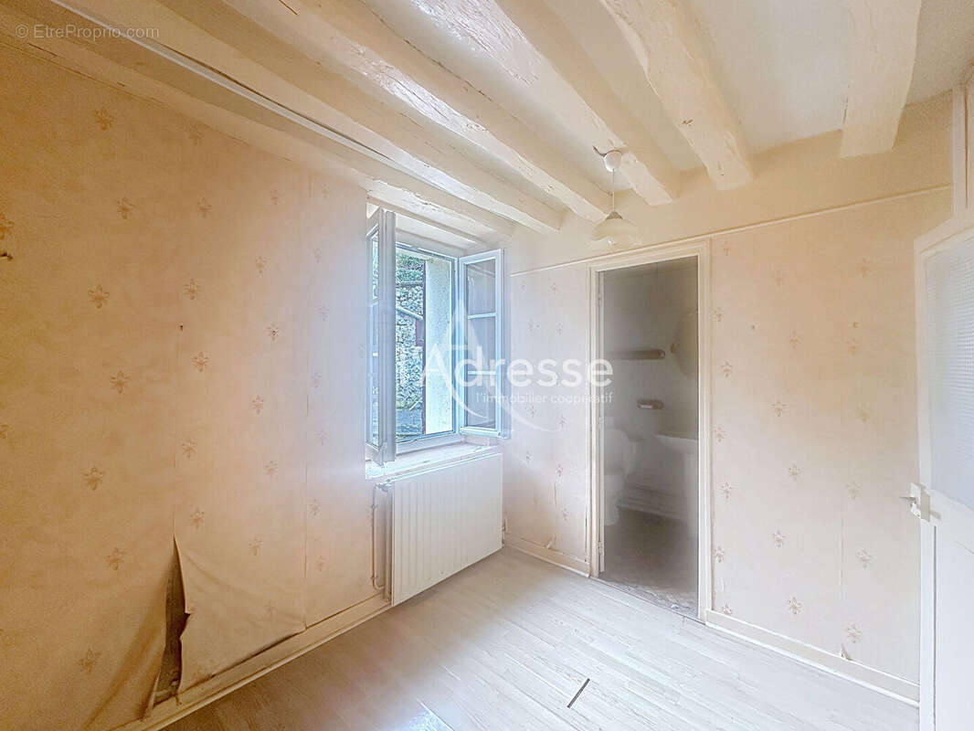 Maison à NANTEUIL-LE-HAUDOUIN