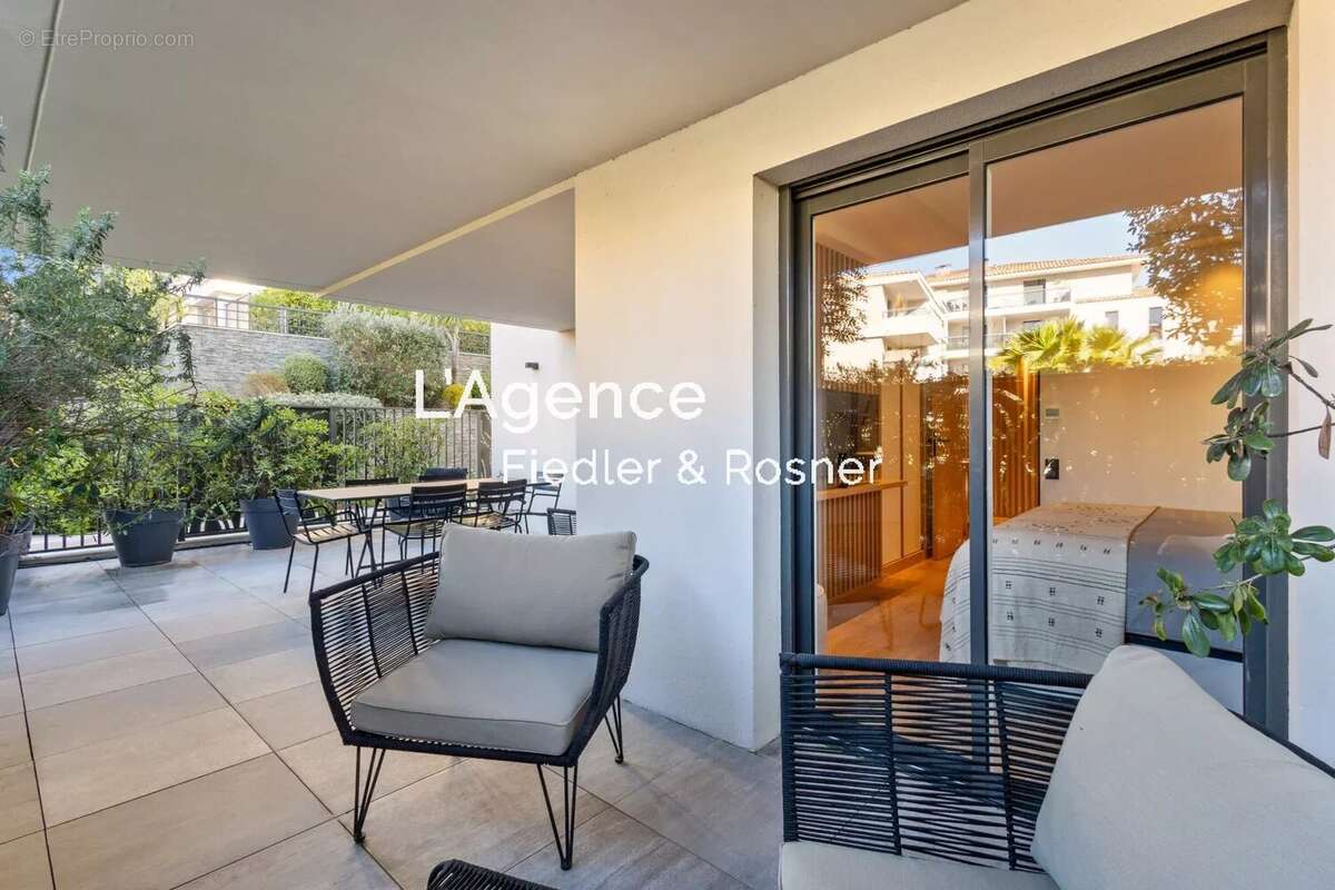 Appartement à SAINT-TROPEZ