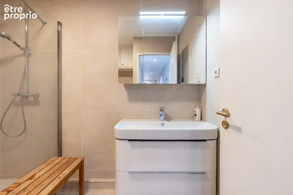 Superbe appartement 4 pièces avec balcon, cave et parking - photo 18