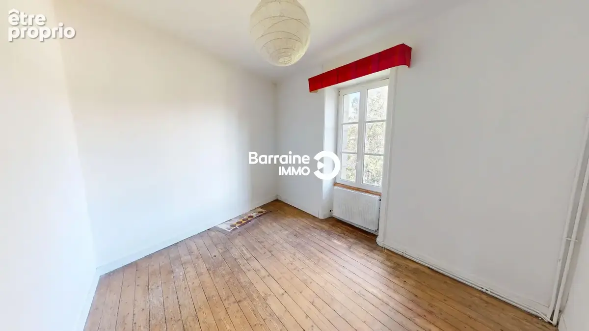Maison spacieuse à rénover à Landerneau - 7 chambres, hyper centre - photo 12