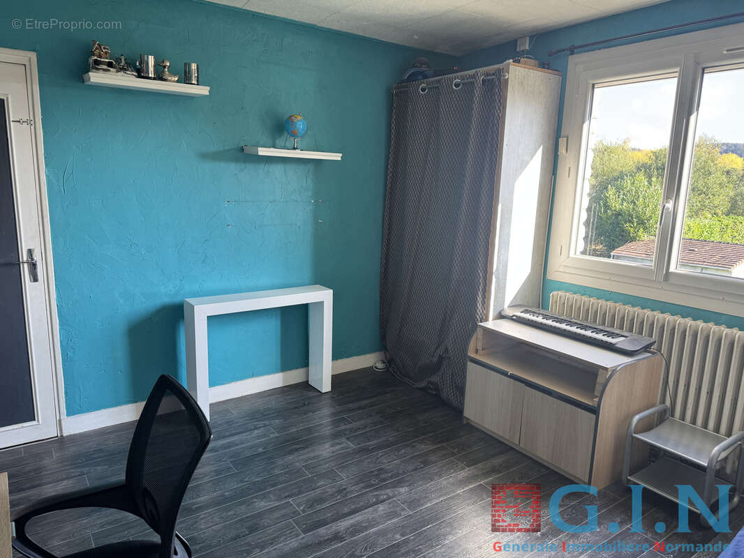 Maison 7 pièces de 134m2 Terrain de 541m2 - photo 6