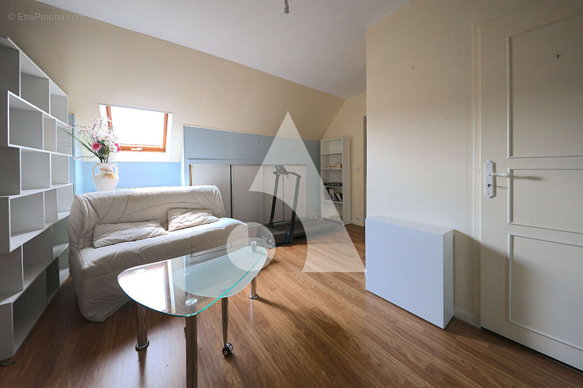 Maison à CORBEIL-ESSONNES