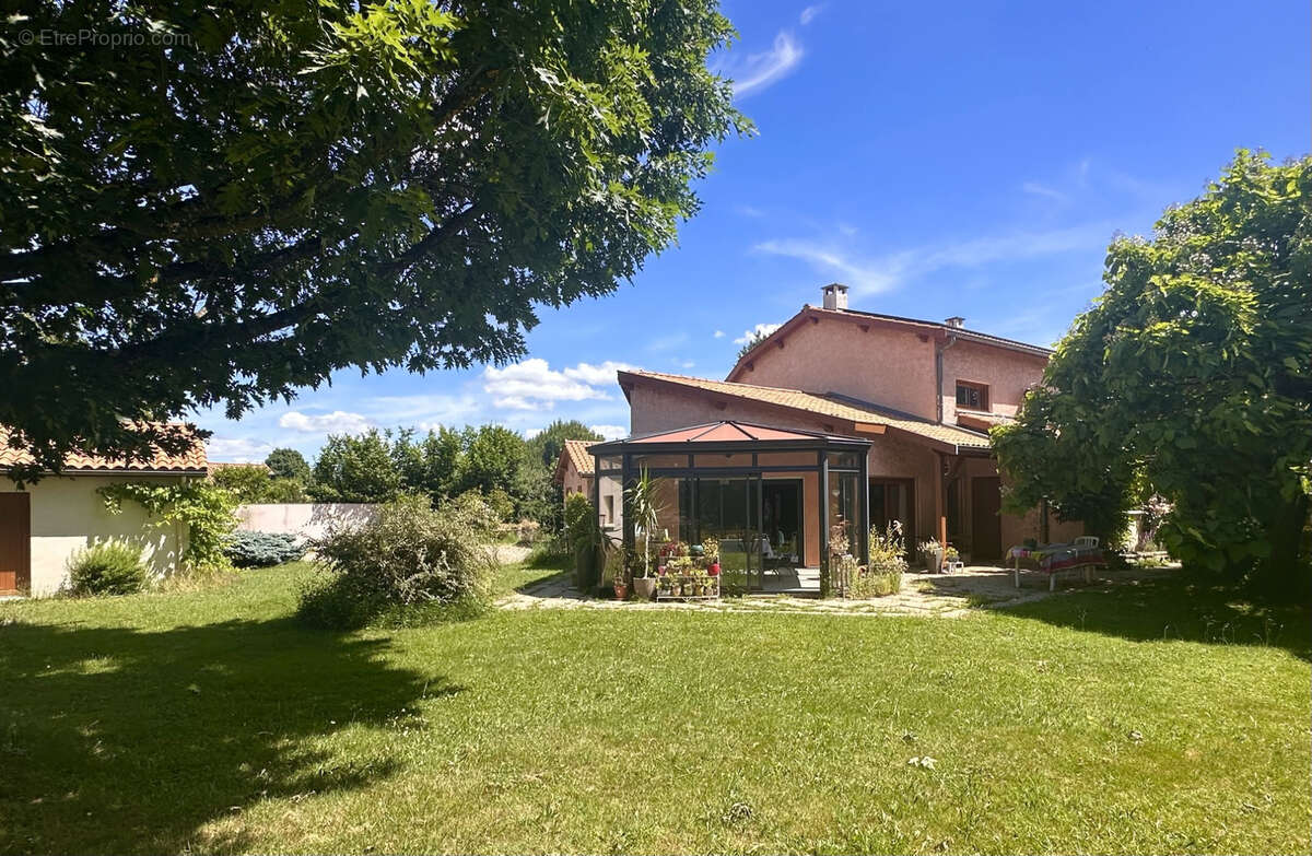 Maison à CHAPONOST