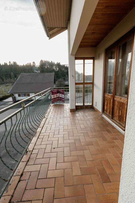 Maison à LA LONGEVILLE