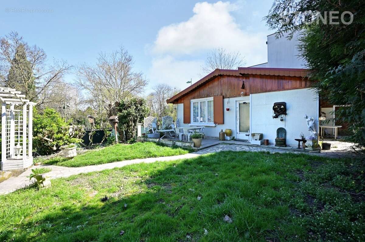 Maison à CHAMPIGNY-SUR-MARNE