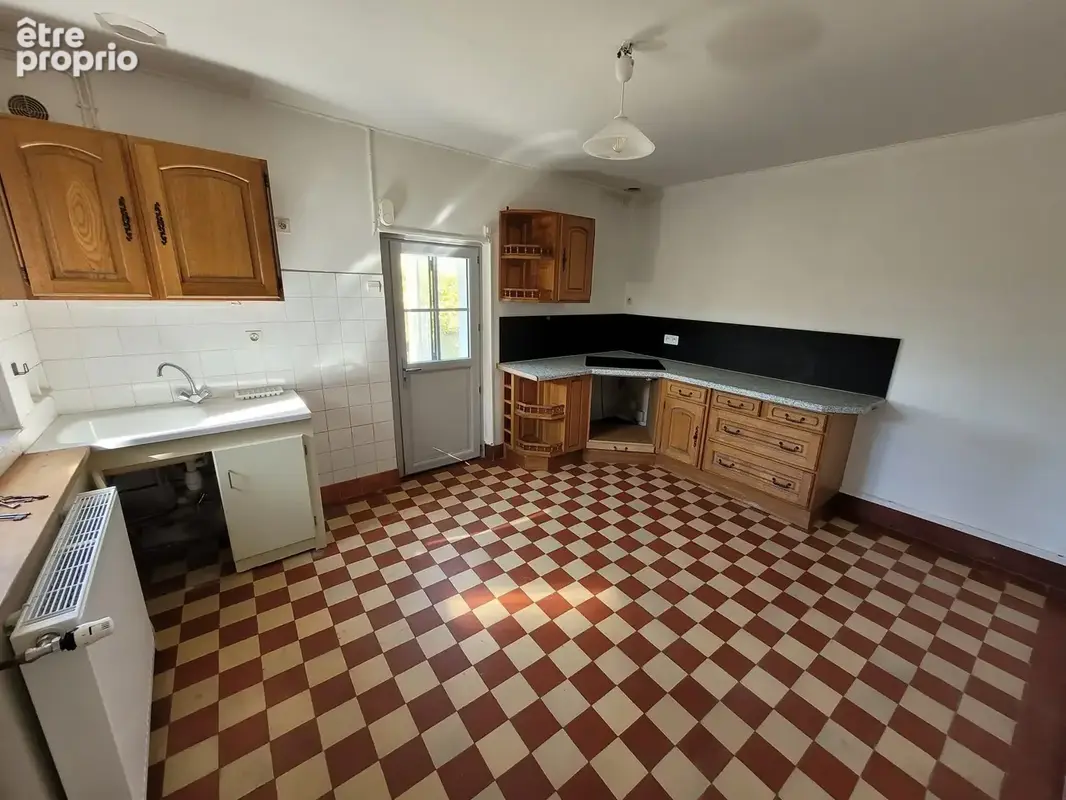 Maison 4 pièces 101 m² à vendre à Berd'huis (61340) - photo 4