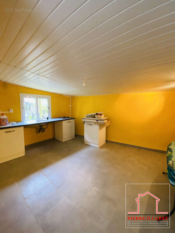 Maison 188 m² à Le Tampon  - photo 8