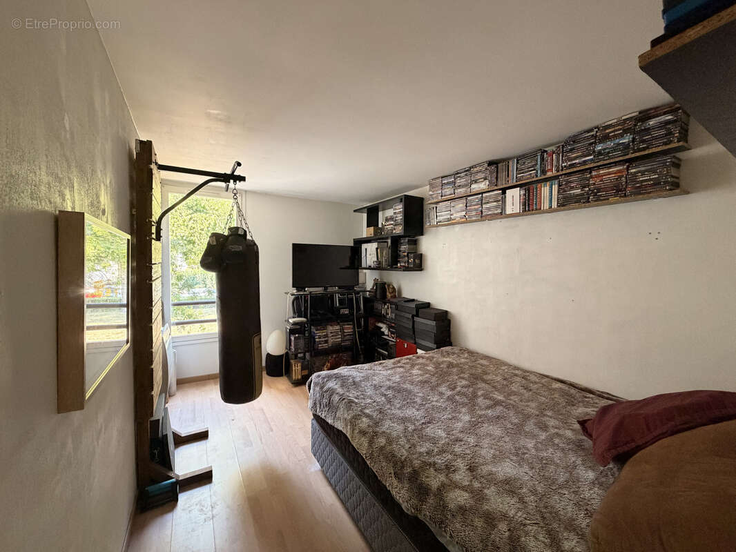 Appartement T4 de 82 m2   3 chambres, terrasse plein sud et box - photo 7