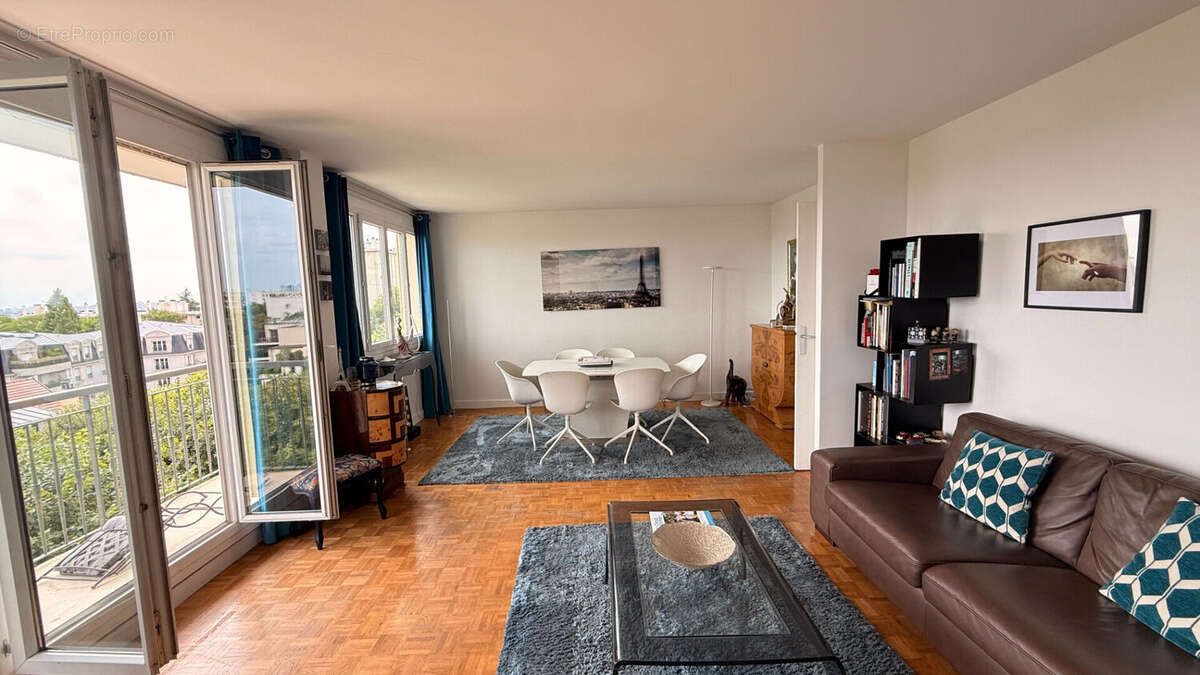 Appartement 4 pièces à Saint-Cloud avec vue Tour Eiffel - photo 2