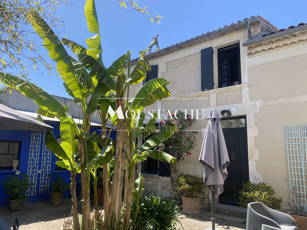 Maison à MORNAC-SUR-SEUDRE