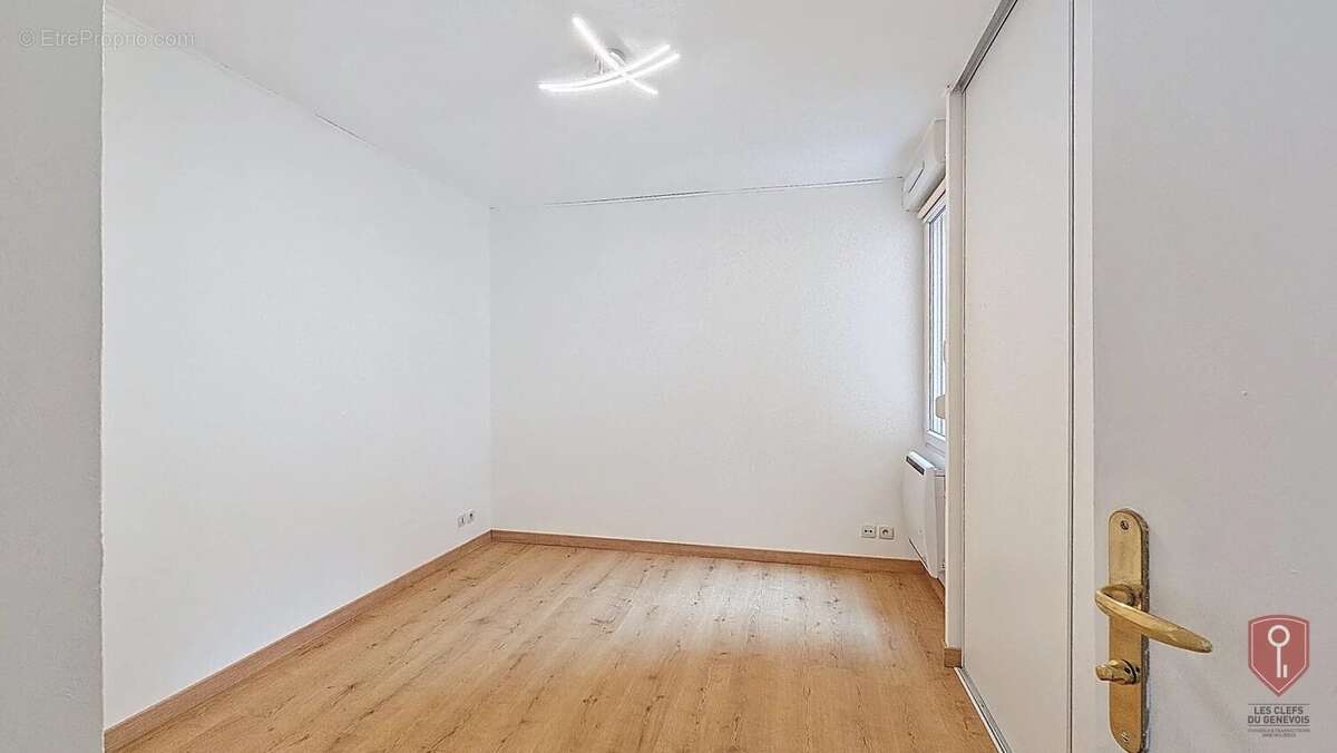 Appartement à VETRAZ-MONTHOUX