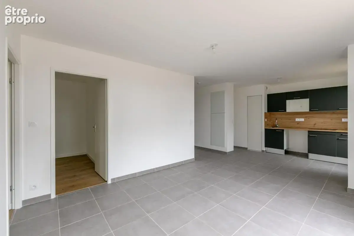 Appartement T3 dernier étage - photo 7