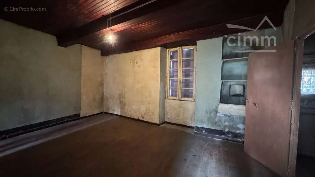 Maison à TOURNON-SUR-RHONE