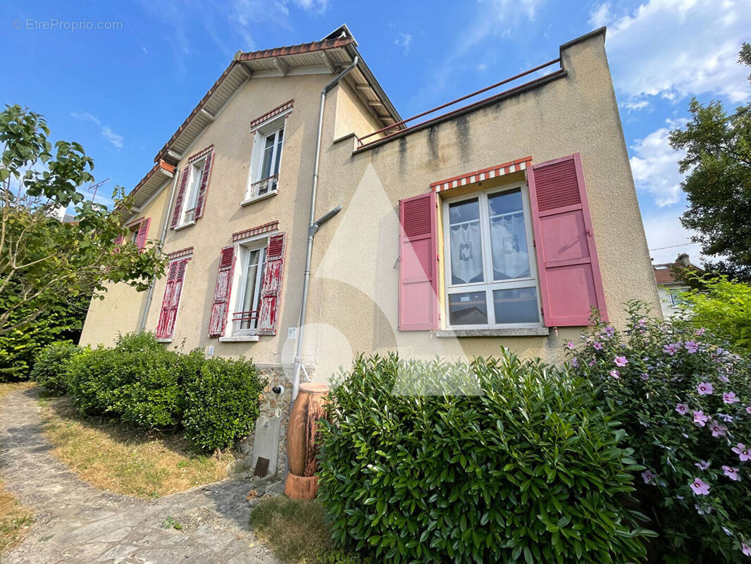 Maison à SUCY-EN-BRIE