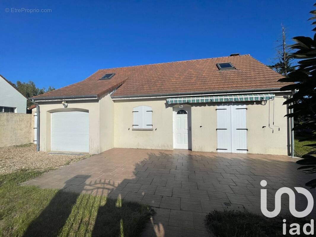 Photo 1 - Maison à MONNAIE