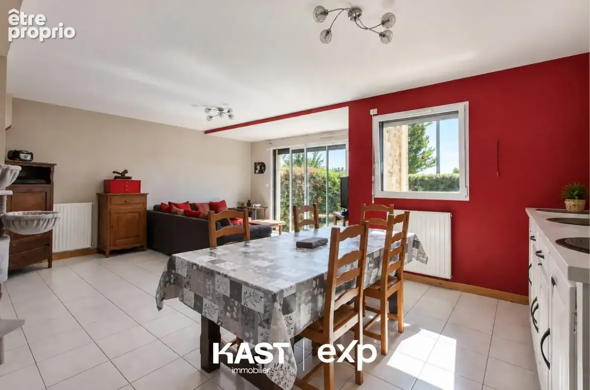 Maison 5 pièces 106 m² à vendre à Chateaugiron (35410) - photo 3