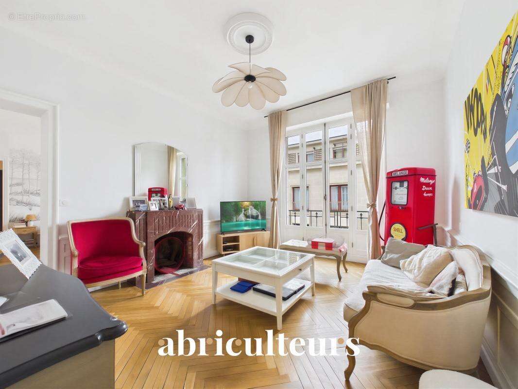 Splendide appartement familial d'environ 200m² dans un immeuble ancien en vente à Nantes (44000) - photo 7