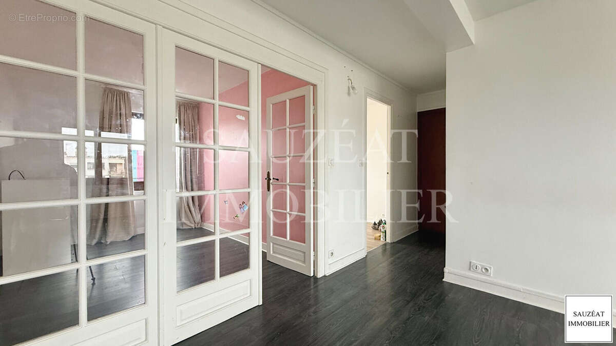 Appartement à BAGNEUX