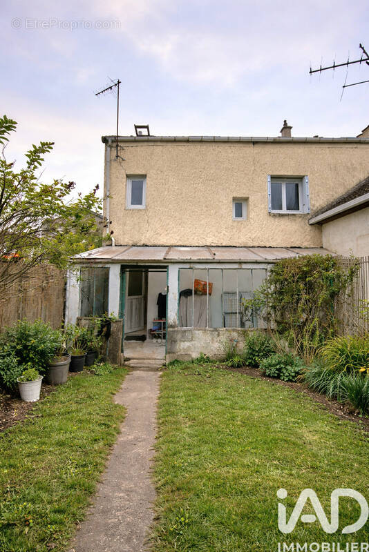 Photo 1 - Maison à MITRY-MORY
