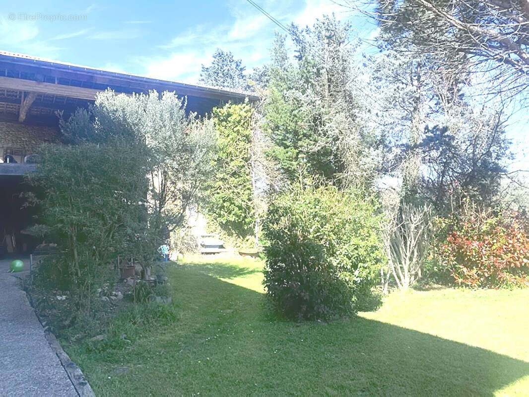 Maison à CHATILLON-SAINT-JEAN