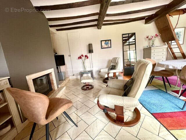 Maison 130 m² à Vieux-Conde  - photo 3