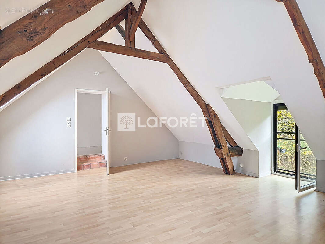 Maison à SAINT-ERBLON