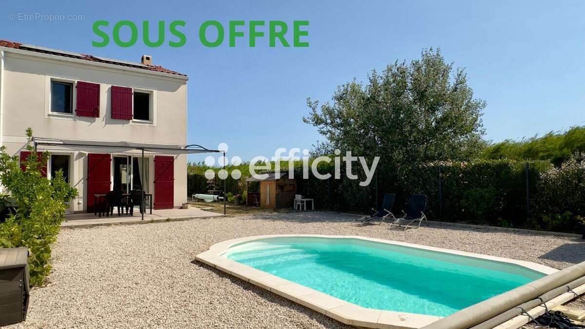 Maison à CHATEAUNEUF-LES-MARTIGUES