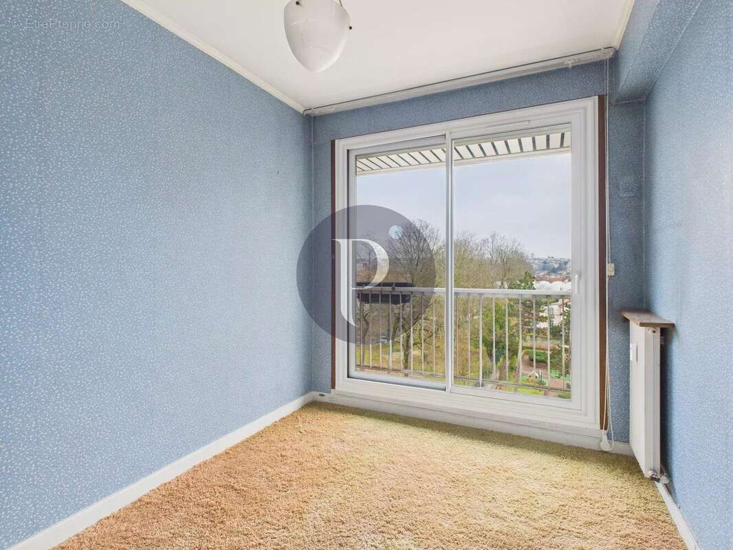 Appartement à BOURG-LA-REINE