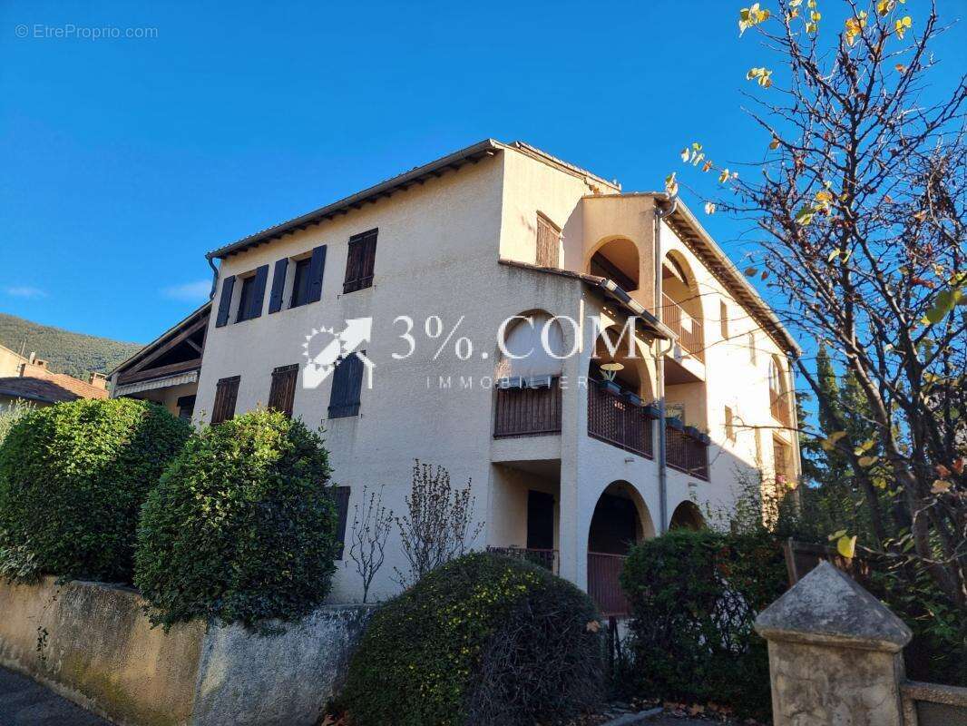 Appartement à NYONS