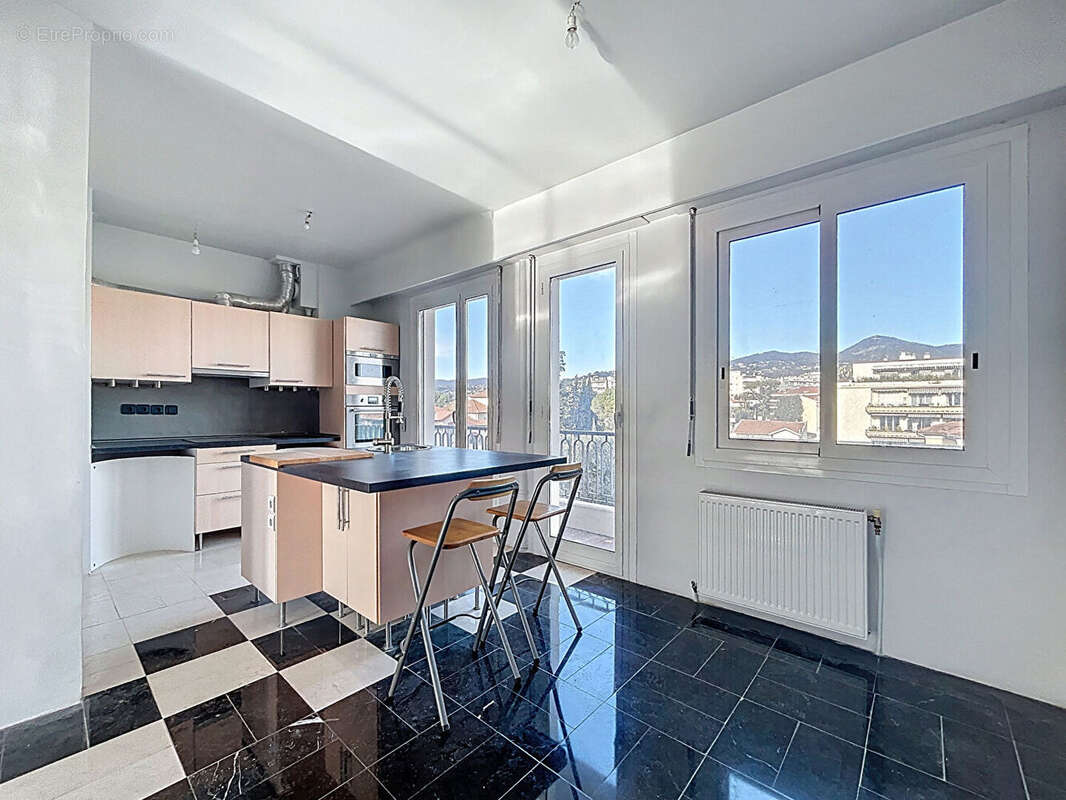 Appartement Cimiez 4 pièces 105 m2 avec une grande terrasse - photo 5