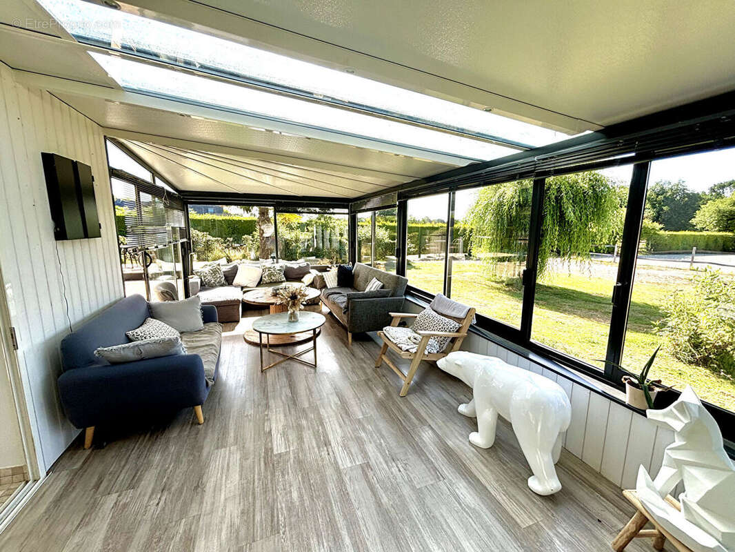 Maison contemporaine de 143 m2 sur un hectare de terrain - photo 9