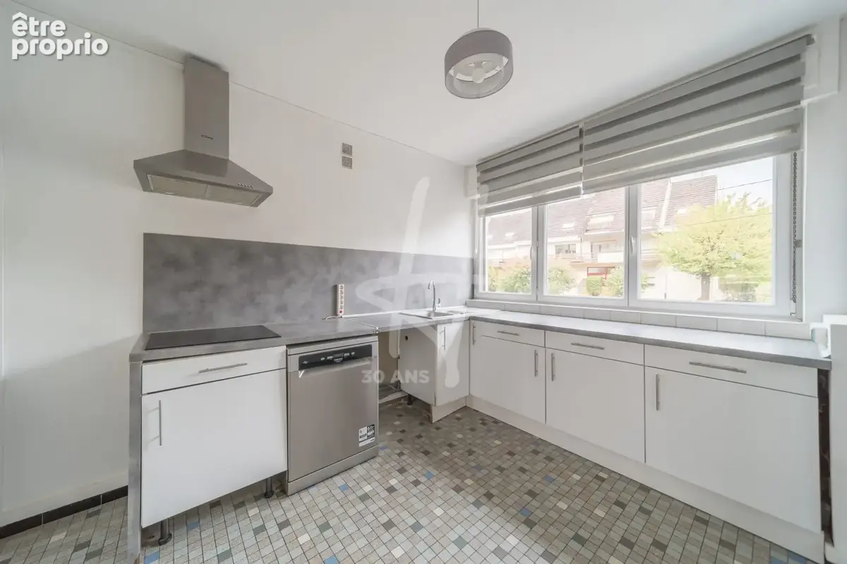 Appartement 4 pièces 84 m² à vendre à Metz (57070) - photo 3