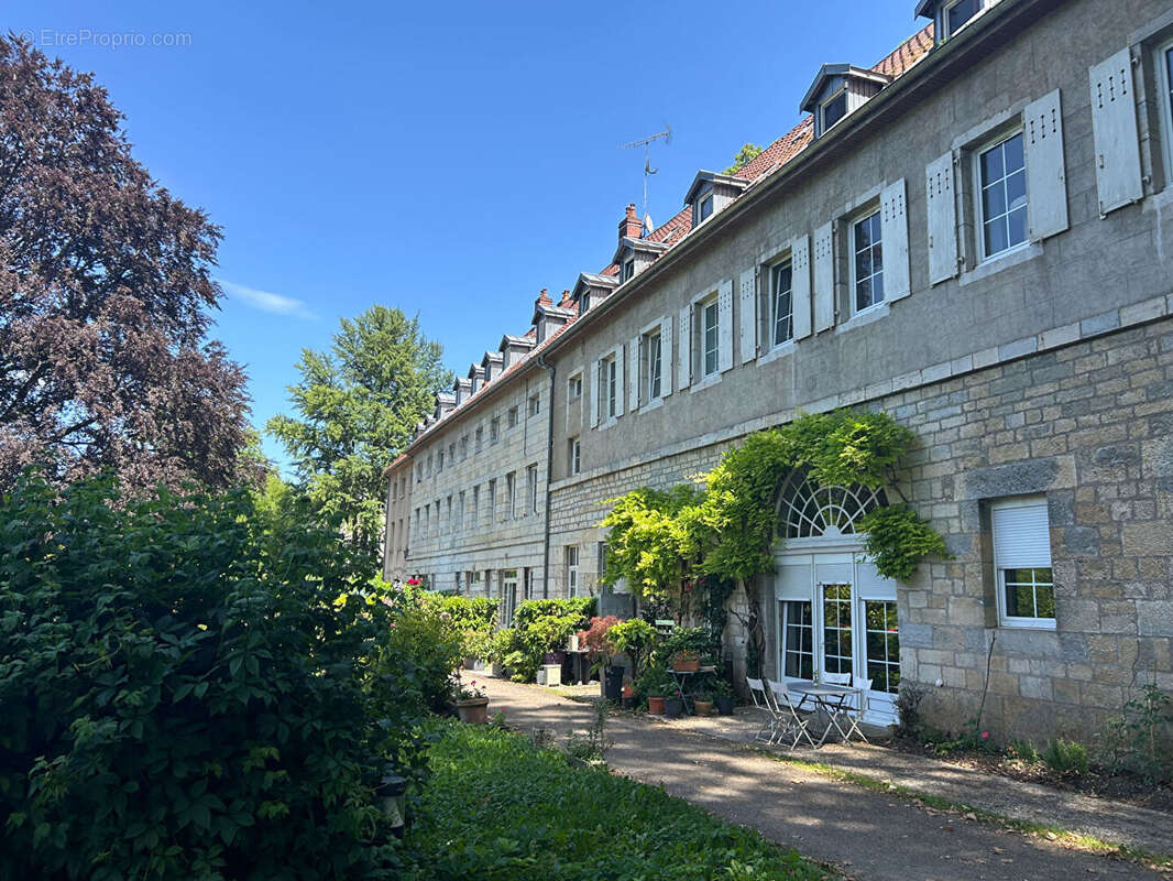 Appartement à BEURE