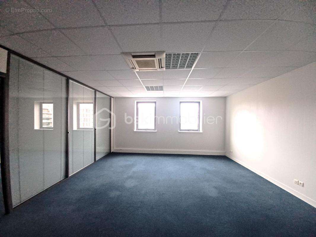 Commerce à BUSSY-SAINT-GEORGES