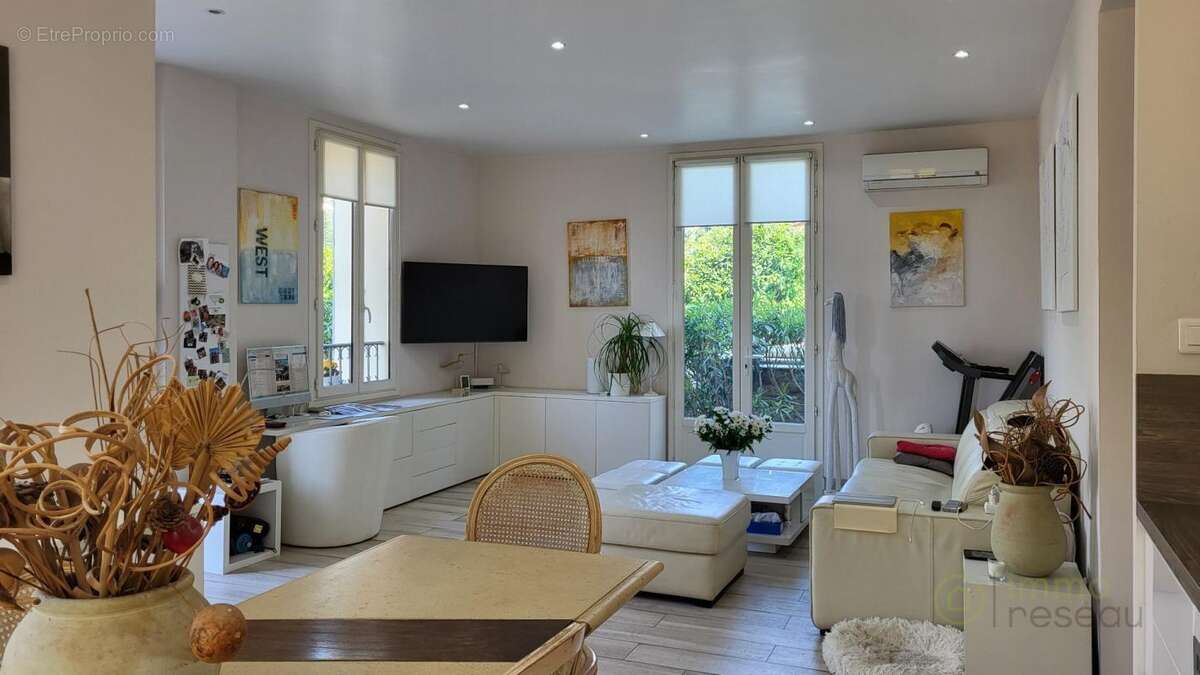 Appartement à MENTON