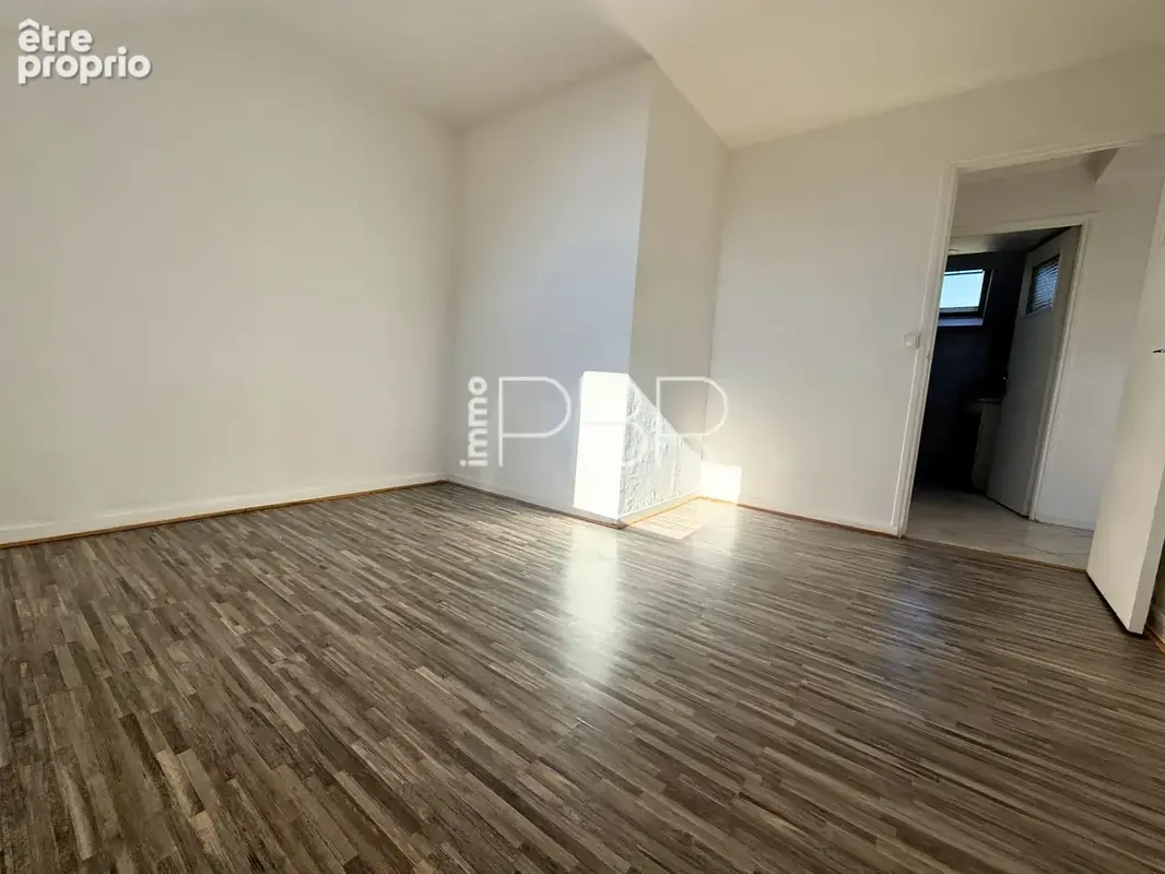 Appartement T2bis secteur Jean Jaures REIMS - photo 7