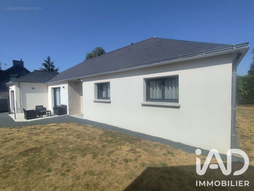 Maison 117 m² à Sainte-Marie  - photo 4