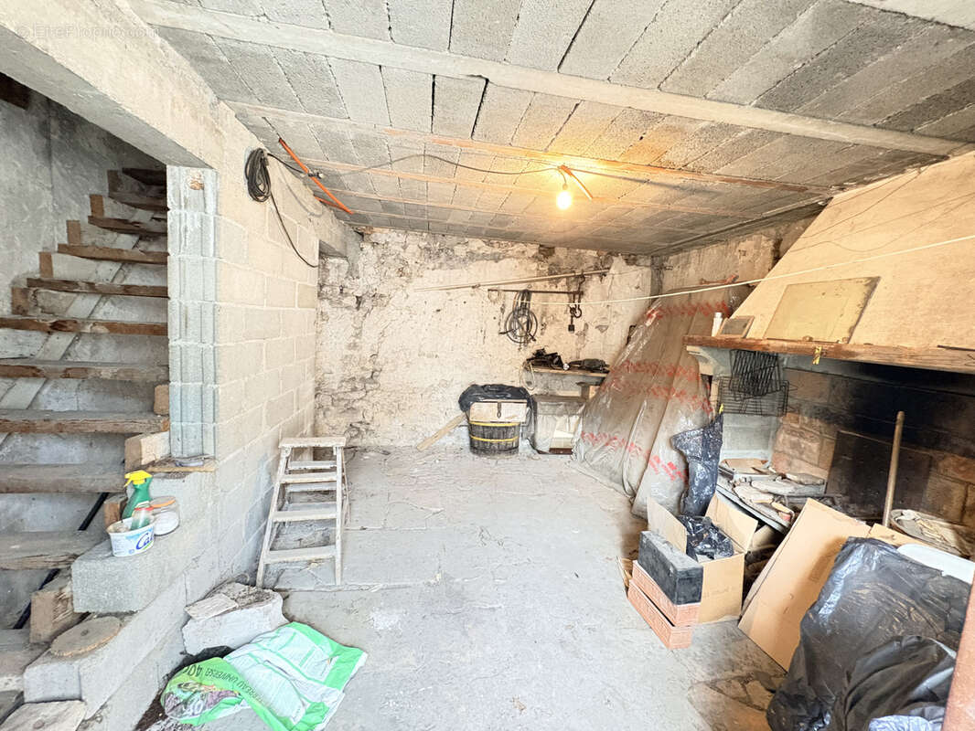 Maison à LA CALMETTE