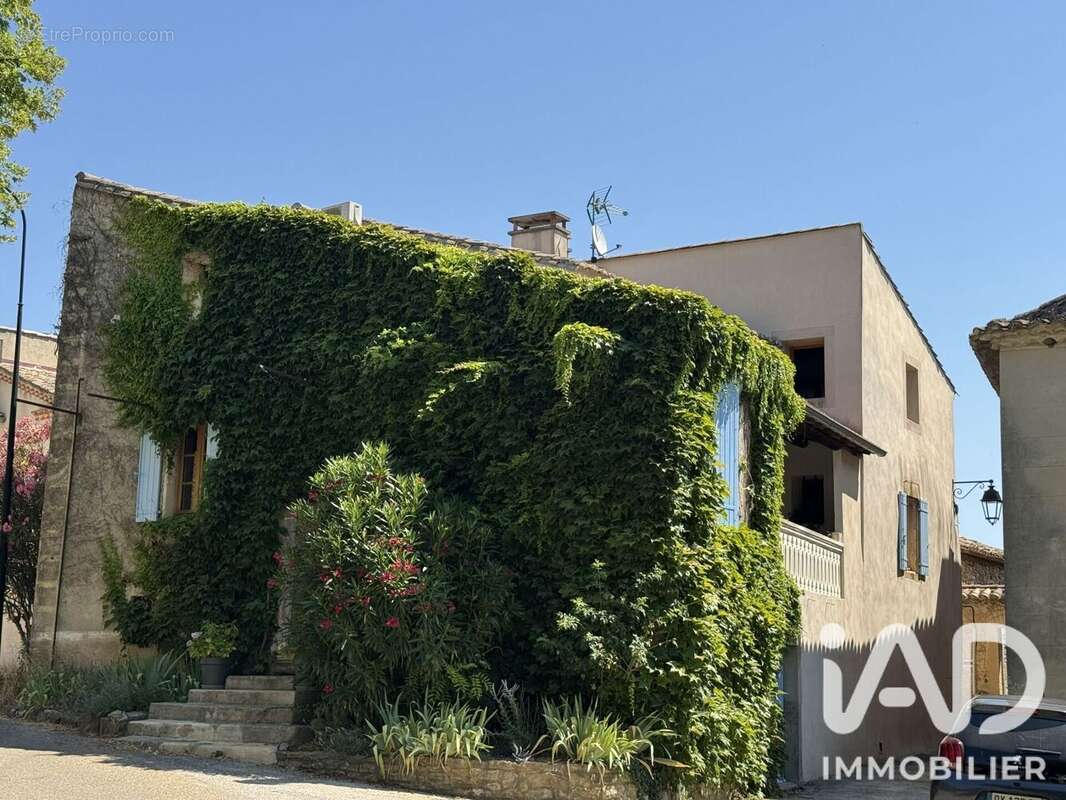 Photo 2 - Maison à SABRAN