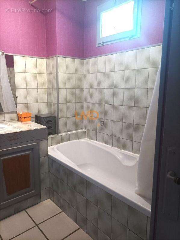 Maison à SAINT-JEAN-DE-SERRES